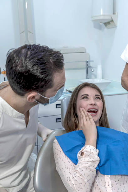 Best Emergency Treatment for Toothache in East Port Orchard, WA